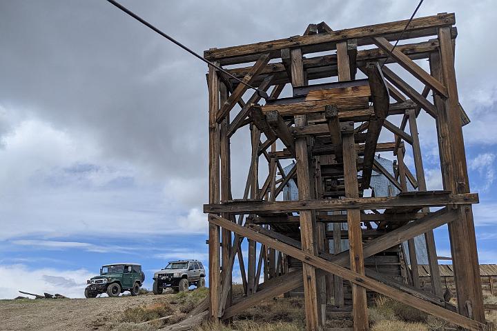 40 and Zj Salt tram